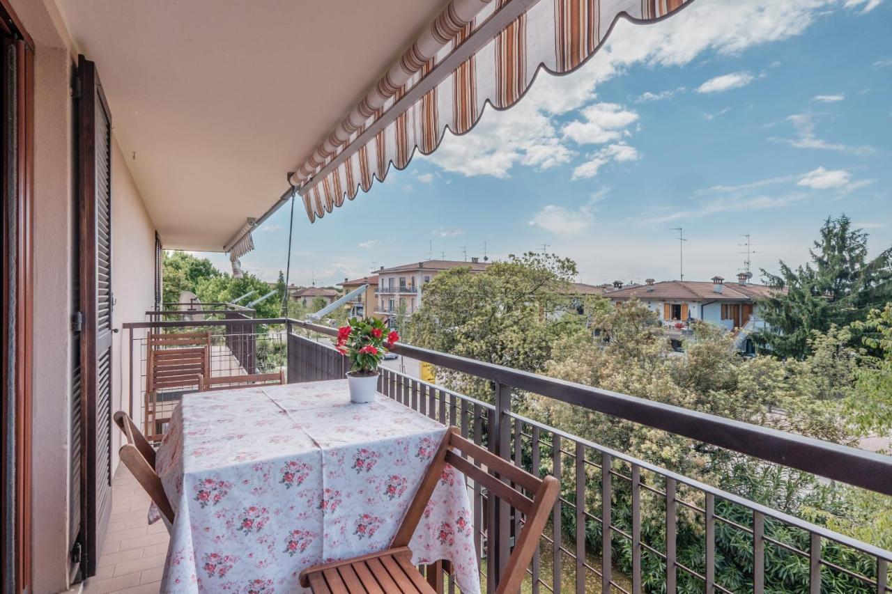 סירמיונה Casa Lugana 15 - Monolocale Con Piscina Fronte Lago מראה חיצוני תמונה